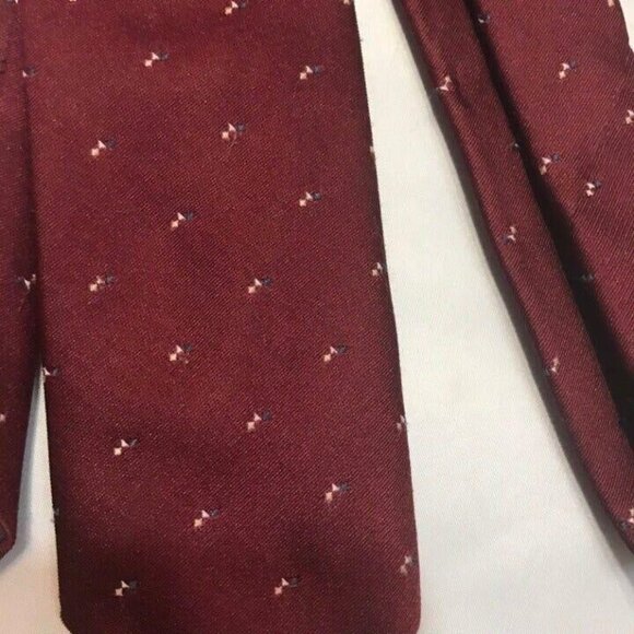 #1494 VTG ETIENNE AIGNER MAROON VINTAGE SILK NECKTIE 57X3 - Picture 4 of 4